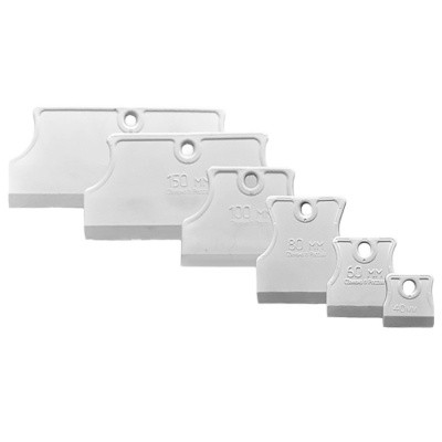 Шпатель резиновый 180 мм WHITE EDITION DECOR